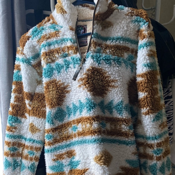 Blue, white, tan colored women’s cabin fever fleece pullover - Picture 4 of 4